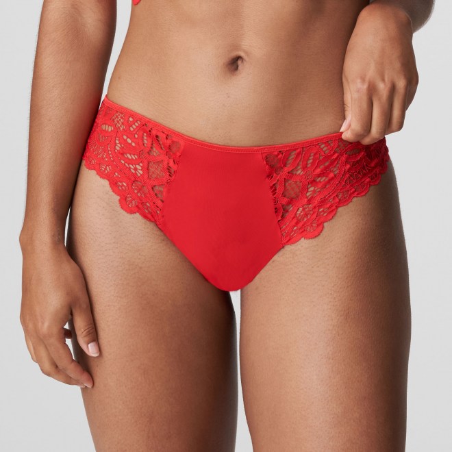 eservices_primadonna_twist-lingerie-thong-first_night-0641880-red-0_3551750 (1)